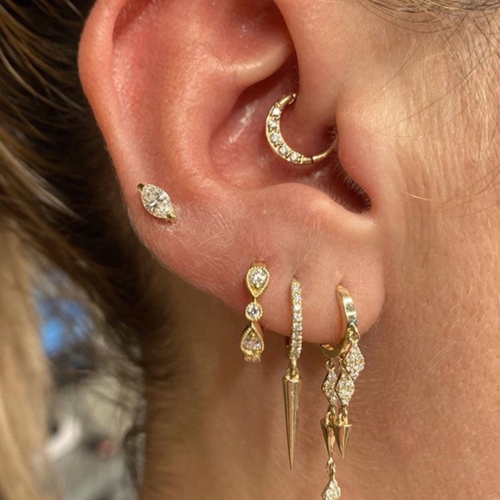 8 PIECE SET EAR & BODY Jewellery